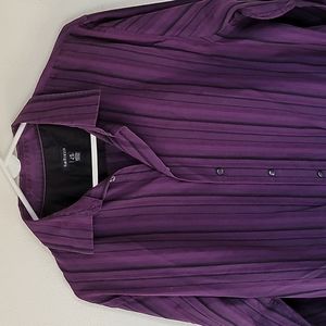 Van Heusen purple 🟣 striped dress shirt. Large. 16.5